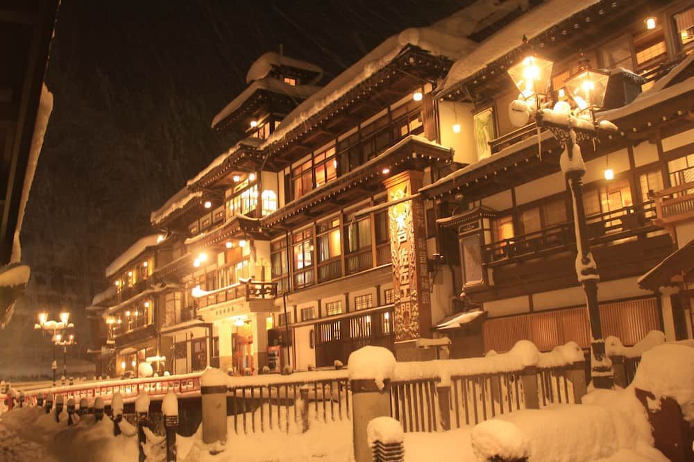 تاكينويو هوتل