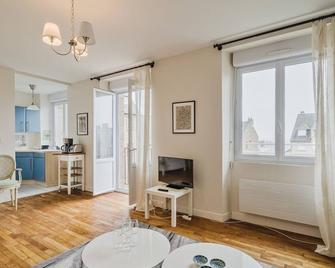 Apartment L'Anse by Interhome - Dinard - Sala de estar