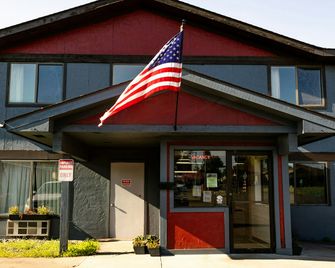 Magnuson Hotel Ironwood - Ironwood - Edificio