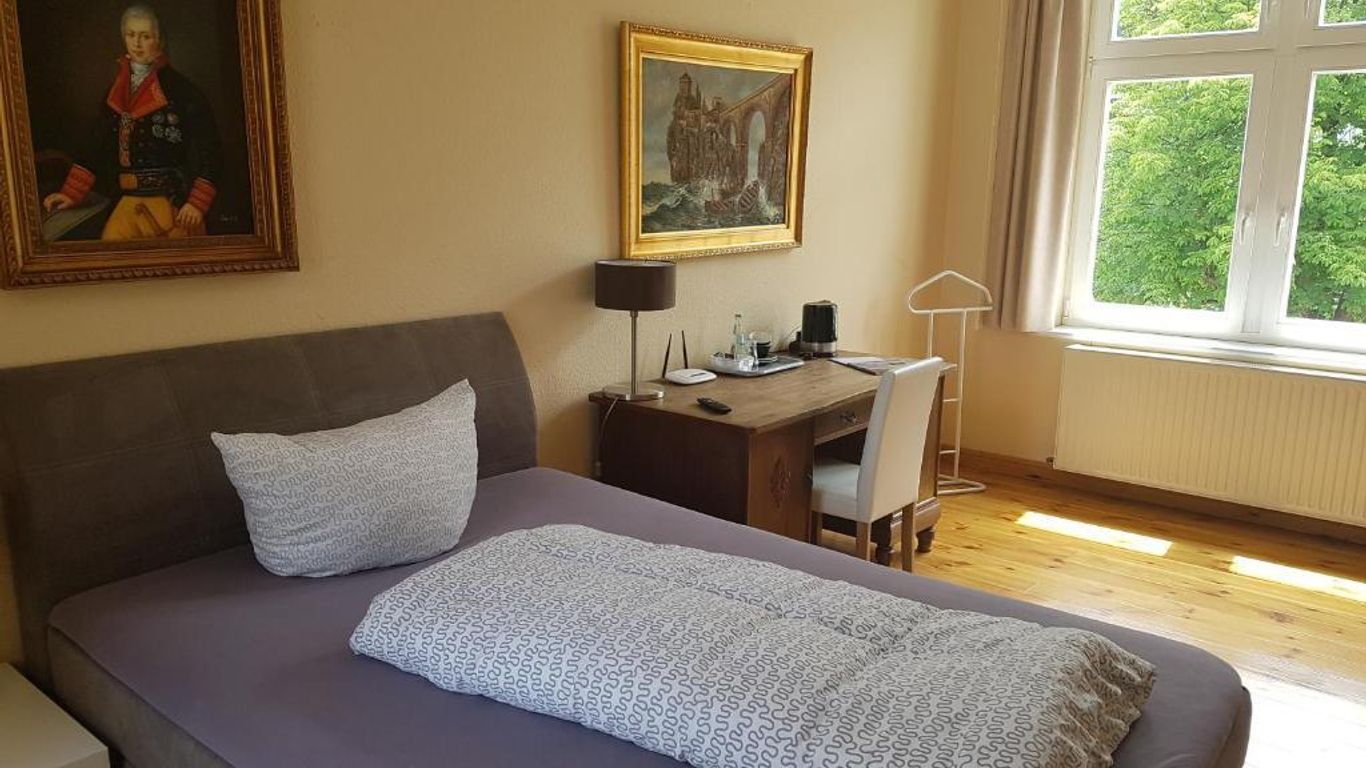 Schillers Hotel & Café - Garni -