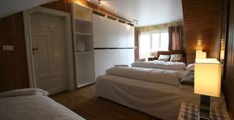 Our House Guesthouse - Reykavik - Yatak Odası