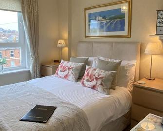 St John's Guest House - Weymouth - Soverom