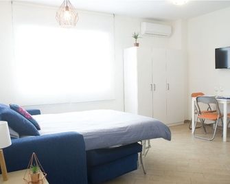 Beautiful studio in the center of Torrevieja - Torrevieja - Schlafzimmer