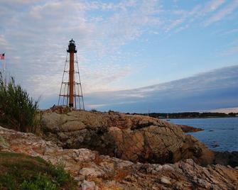 Brackett Cottage - Marblehead