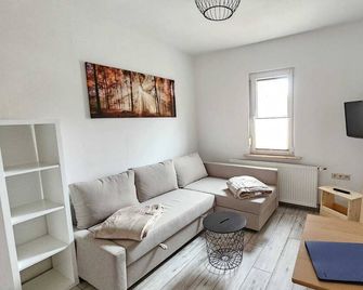 Feelgood Ferienwohnung - Bad Liebenstein - Huiskamer
