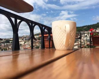 Hotel Stambolov - Veliko Tarnovo - Balkong