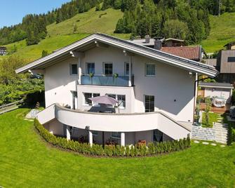 Panorama Apartments Bruck Top 1 - Bruck an der Großglocknerstraße - Gebäude