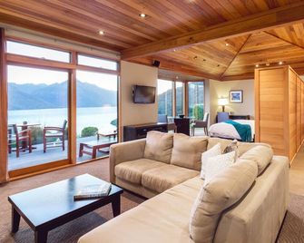 Azur Lodge - Queenstown - Phòng khách
