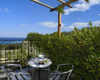 Hotel Agnadi - Horefto - Chorefto - Balcony