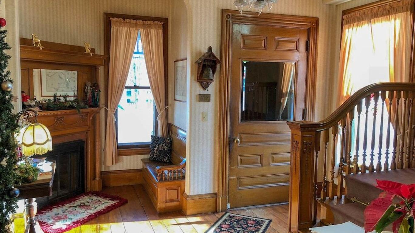 Grand Victorian Inn