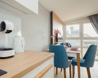 Shortstaypoland Aparthotel - Warsaw - Dining room