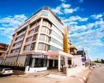Hotel Kba - יאנגון - בניין