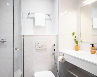 Hotelli Sodankylä - Sodankylä - Bathroom
