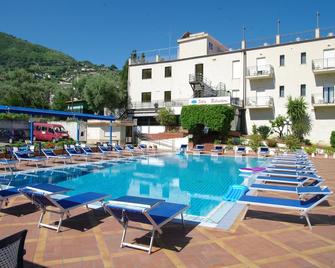 Hotel Villa Belvedere - Cefalù - Pool