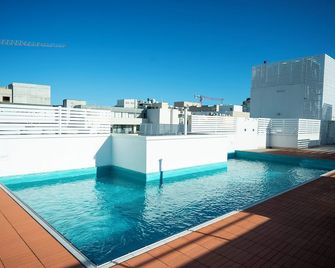 Day's Inn Hotel & Residence - Sliema - Pool