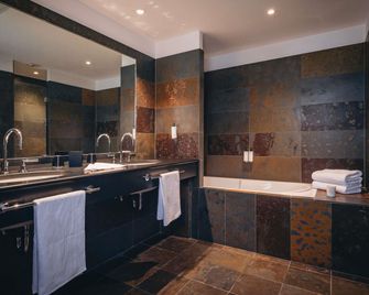 Cour du Corbeau Hotel Strasbourg - MGallery Collection - סטרסבור - חדר שינה