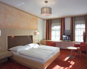 Hotel Restaurant Wallner - Sankt Valentin - Wohnzimmer