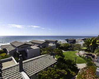 Your Beach Getaway! Swimming Pool, Free Parking, Full Kitchen! - Del Mar