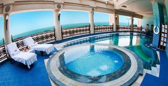 Retaj Al Rayyan Hotel - Doha - Bể bơi