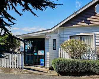 Alpine View Motel - Kaikoura - Front desk