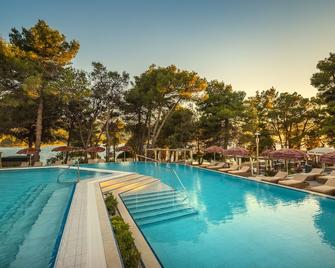 Hotel Lavanda - Старий Град - Басейн