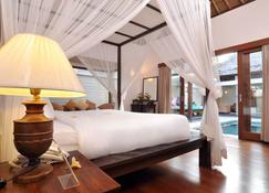 Best location, 1 BR Private Pool Villa - Senggigi - Bedroom