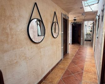 Casa Barrilete - Antigua Guatemala - Pasillo