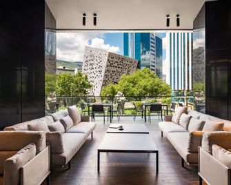 Pullman Tbilisi Axis Towers - Tiflis