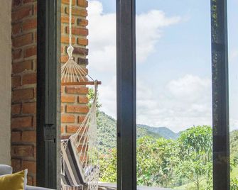 Neblina Bird - Otavalo - Balcony