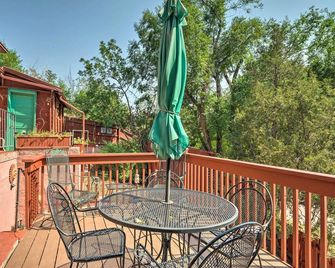 Colorful Bungalow By Pikes PeakandGarden of the Gods - מאניטו ספרינגס - מרפסת