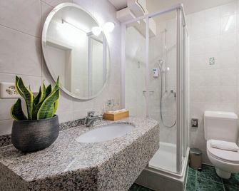 Hôtel du Cheval Blanc - City center - Bulle - Bagno
