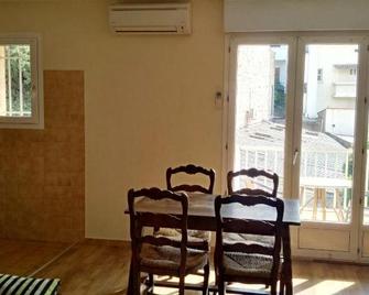 Les Palmiers - Fréjus - Dining room
