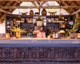 Thornybush Waterside Lodge - הודספרוט - בר