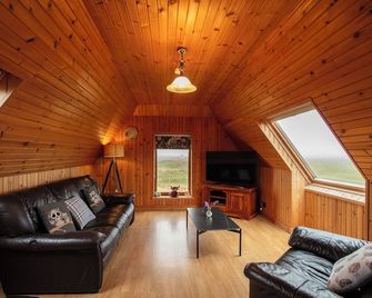Kelp Cottage - Isle of South Uist - Living room