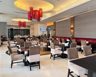 The Narathiwas Hotel & Residence Sathorn Bangkok - Bangkok - Restaurant
