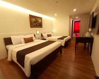 Hotel Asuncion - Laoag - Bedroom