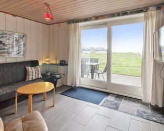 Apartment Gertruda - 2-3km from the sea in Western Jutland by Interhome - Havneby - Sala de estar