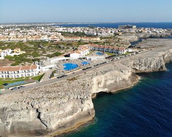 Rvhotels Sea Club Menorca - סיוטדליה דה מנורקה
