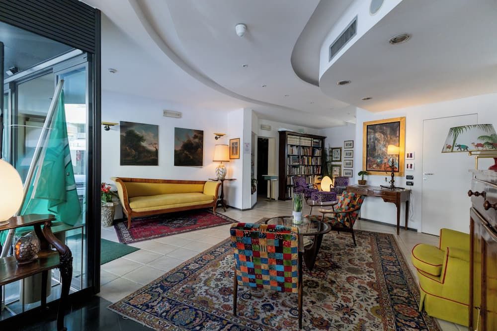 Hotel Bernardino - לוקה - סלון