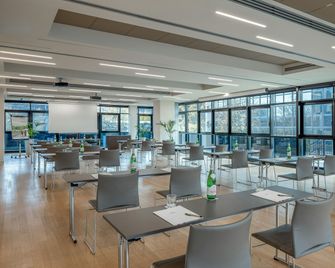 Una Hotels Bologna Fiera - Bologna - Restaurant