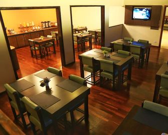 Essência Hotel Pato Branco - Pato Branco - Restaurante