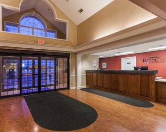 Baymont Inn and Suites Columbia Maury - Columbia - Рецепція
