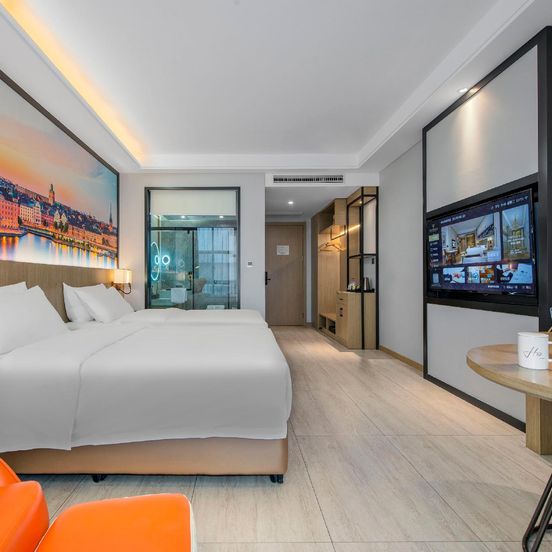 Vienna International Hotel Zhejiang Wuyi Hushan image 1
