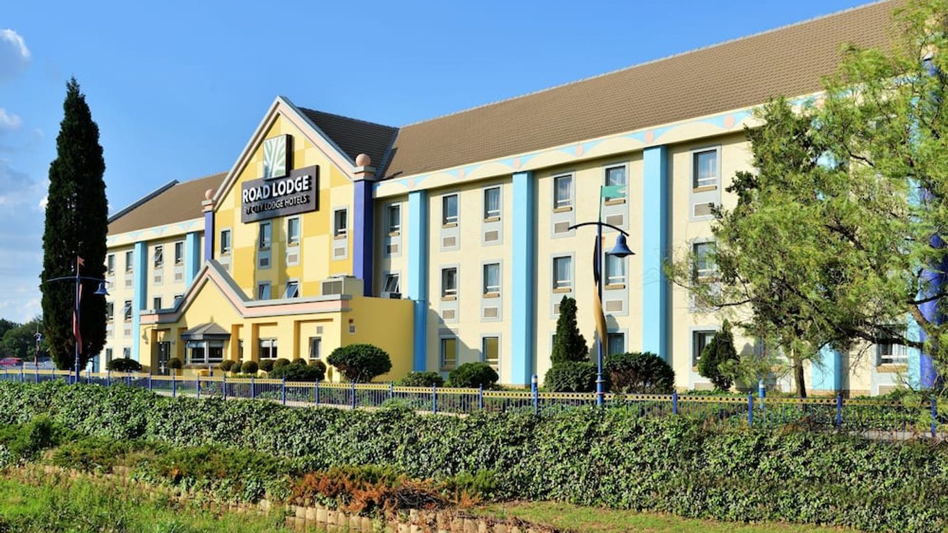 رود لودج كارنيفال سيتي