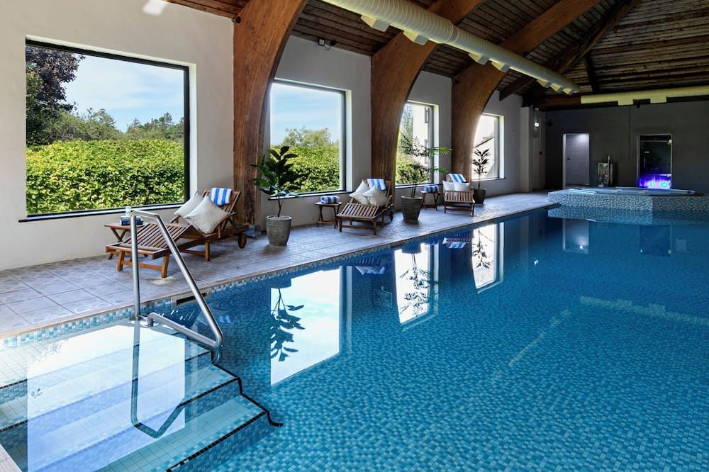 Lake District Castle Inn Hotel & Spa - קזוויק - בריכה
