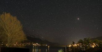 The Best Queenstown Accommodation Offering Lake And Mountain Views - Queenstown - Vista del exterior
