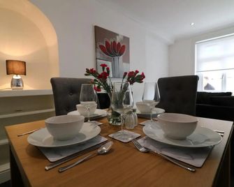 Signature - New View Place - Bellshill - Dining room