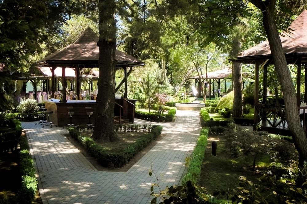 Hotel Baneasa Parc - Bucarest - Vista del exterior