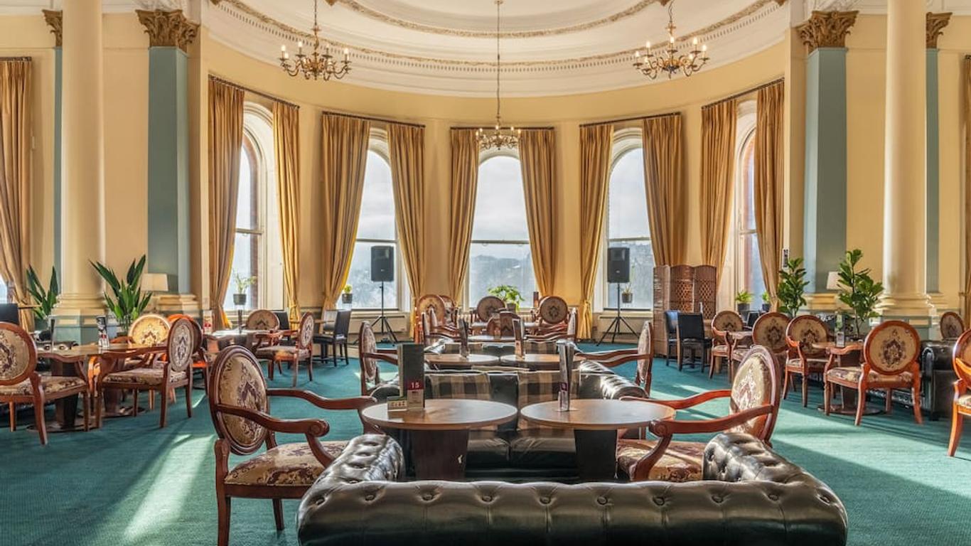 بريتانيا جراند هوتل سكرابور