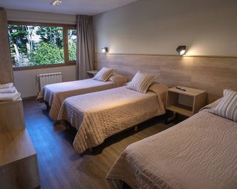 Hotel 7 Lagos - סן קרלוס דה ברילוצ'ה - חדר שינה
